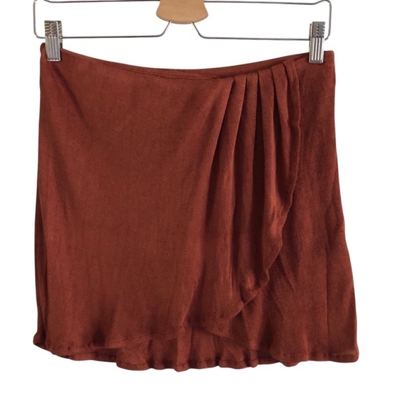 Savannah Morrow AYRA Skirt Bamboo Tulip Hem Paprika Small - Picture 7 of 13